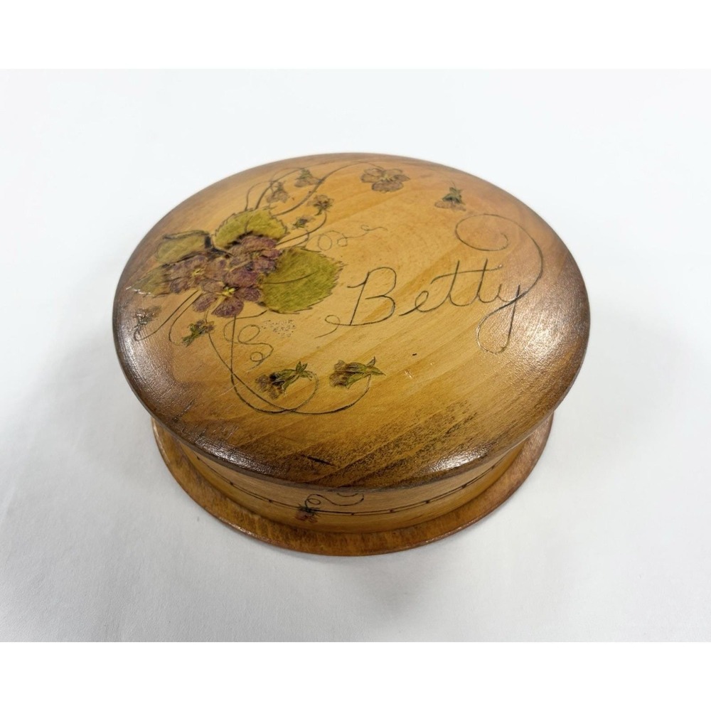 Vintage Folk Art Trinket Wood Box‎ Janet Eade 1980 Betty 7" Floral Pyrography